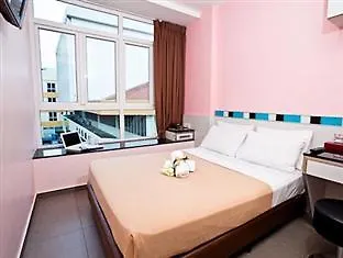Fragrance Hotel - Lavender Singapore 2*,